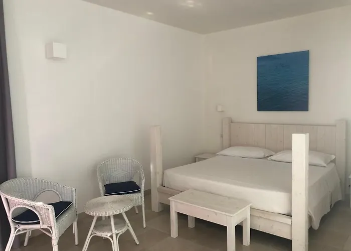 פארק נופש Meditur Village 4*